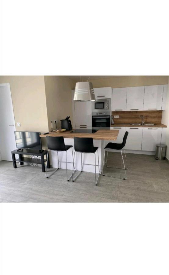 Appartement Contemporain Le Vendome A 90M De La Plage Le Grau-du-Roi Luaran gambar